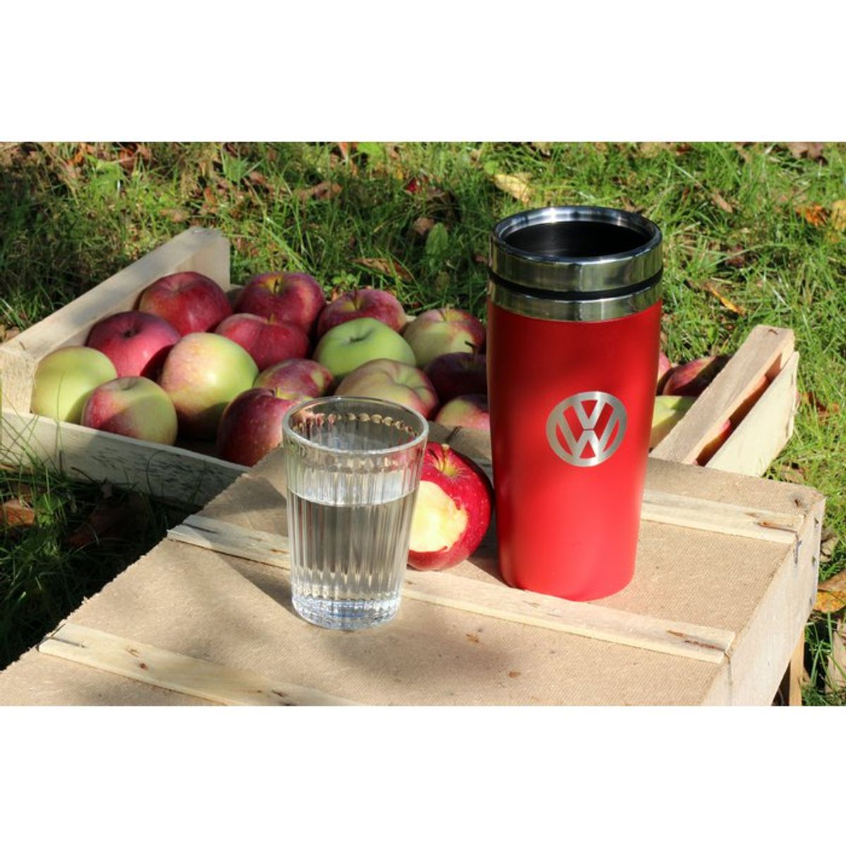 Volkswagen VW Stainless Steel Insulated Tumbler, double-walled, 450ml in Gift Box - Logo/Red